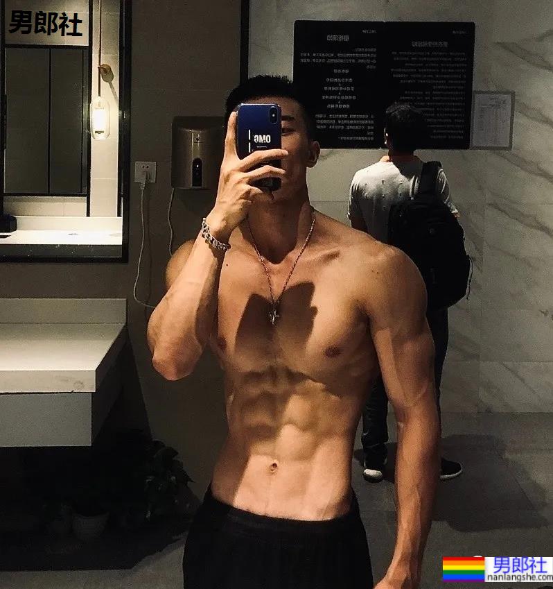 2020中国先生冠军出炉，这颜值这身材让网友不淡定了！ - 51虹马