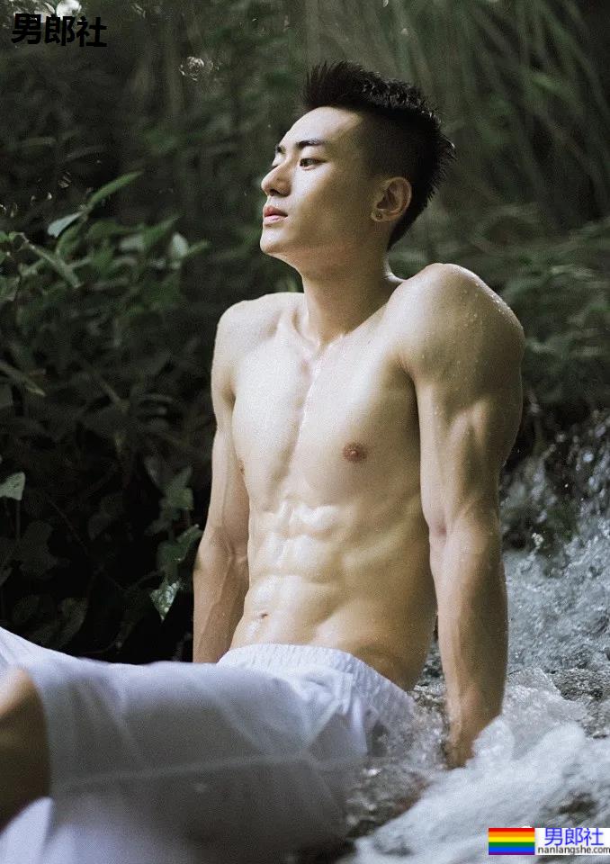 2020中国先生冠军出炉，这颜值这身材让网友不淡定了！ - 51虹马