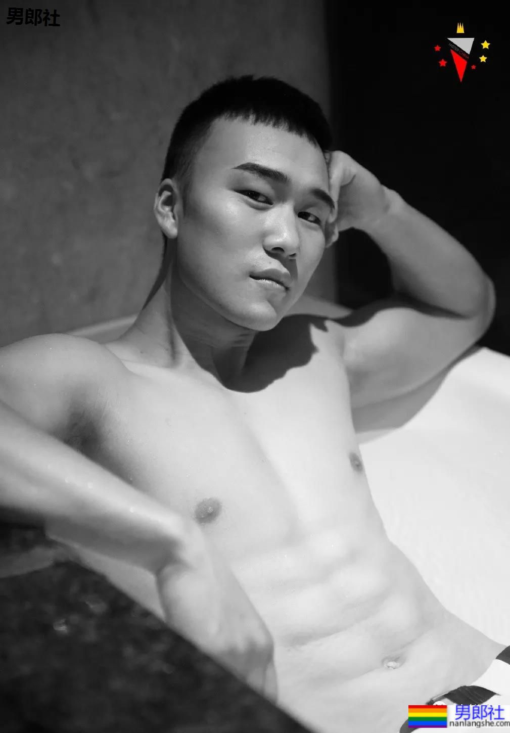 2020中国先生冠军出炉，这颜值这身材让网友不淡定了！ - 51虹马