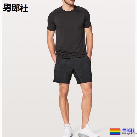 5点最佳训练穿搭指南　进健身房练大肌肌前先准备好衣服吧！ - 51虹马