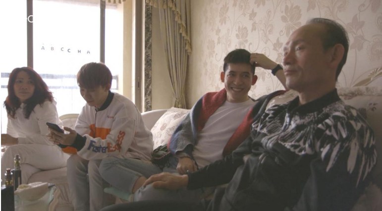 We're Family！欢迎加入LGBTQ骄傲大家庭：7个帮助亲朋好友认识同志的好方法 - 51虹马