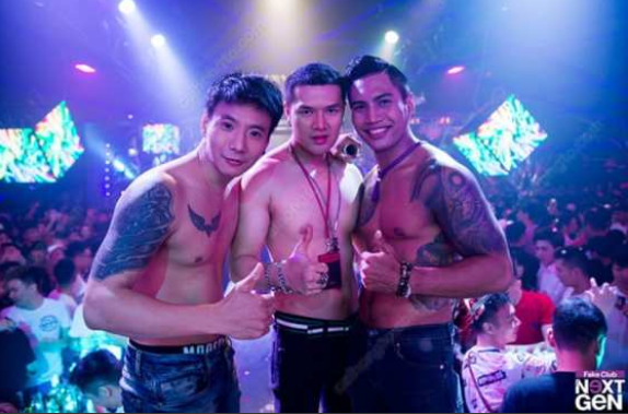Fake Club是我去过曼谷最好的同志夜店 - 51虹马