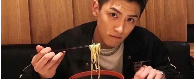 17岁男同的自述经历-51虹马