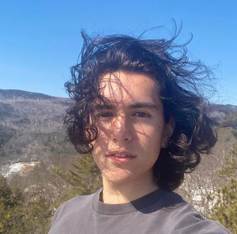 21岁美国知名YouTuber捨弃同志身分 网路发表宗教劝世影片引发讨论 - 51虹马