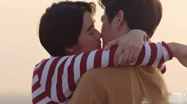 帅学长X奶狗学弟 富二代强掰弯 颜值爆膨+飙车 | 新剧推荐 - 51虹马 帅学长X奶狗学弟 富二代强掰弯 颜值爆膨+飙车 | 新剧推荐 - 51虹马