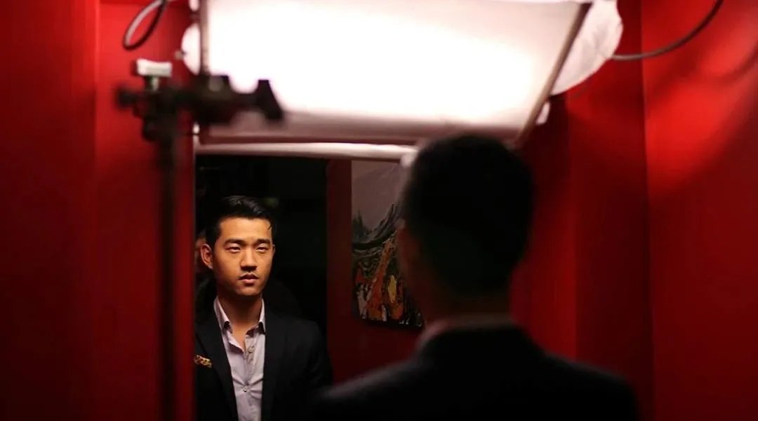 亚洲的面孔，纽约的天空 - 51虹马