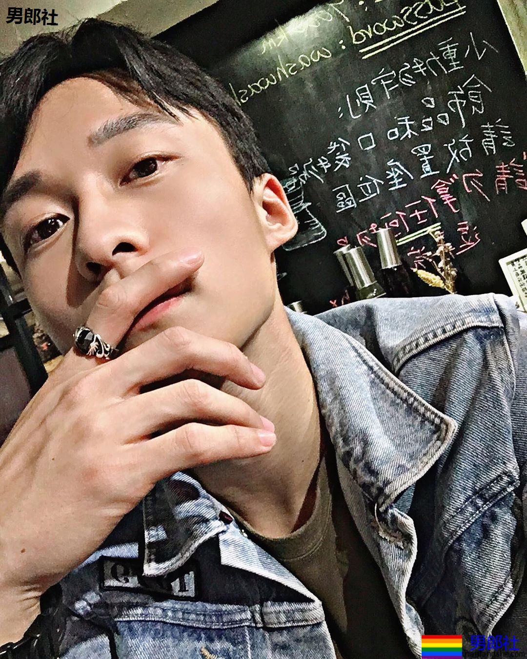 台製BL剧《无邪》！「小王识贤」张得中个性身材好硬汉 恋上白甜鲜肉秒变柔情暖男 - 51虹马