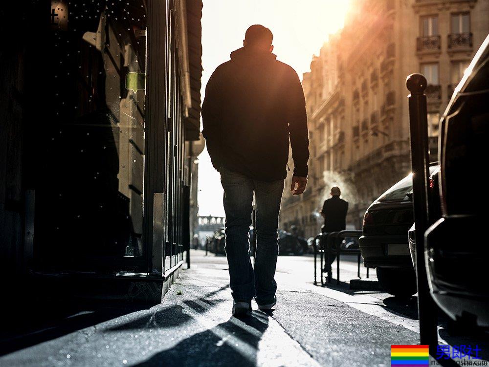 直男、出柜、去Gay Bar,男同志在大学裡可能会碰到的13件事! - 51虹马 直男、出柜、去Gay Bar,男同志在大学裡可能会碰到的13件事! - 51虹马