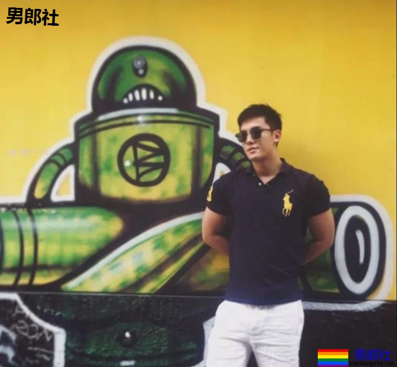 肌肉飞行员上综艺翻车,私生活混乱到让节目组一剪没!-51虹马