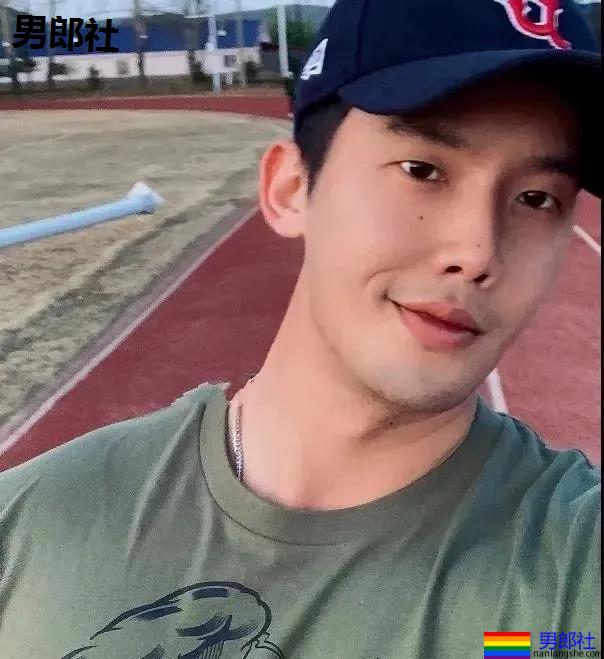 肌肉飞行员上综艺翻车,私生活混乱到让节目组一剪没! - 51虹马 肌肉飞行员上综艺翻车,私生活混乱到让节目组一剪没! - 51虹马