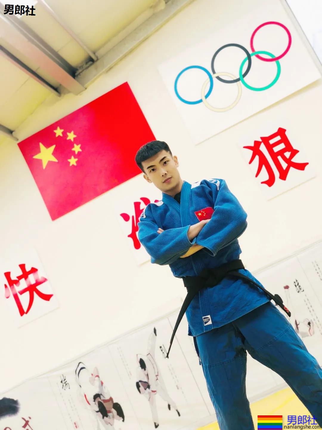 山东高鼻梁肌肉体育生,这些运动帅哥果然没让人失望! - 51虹马 山东高鼻梁肌肉体育生,这些运动帅哥果然没让人失望! - 51虹马