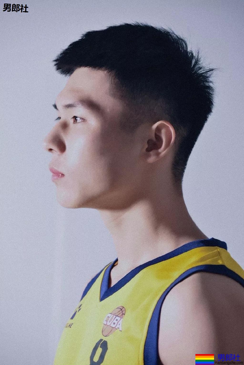 山东高鼻梁肌肉体育生,这些运动帅哥果然没让人失望! - 51虹马 山东高鼻梁肌肉体育生,这些运动帅哥果然没让人失望! - 51虹马