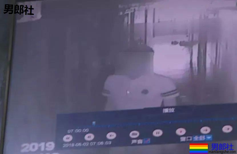 天热深圳男子开门睡觉，没想到遭年轻男子入室猥亵 - 51虹马