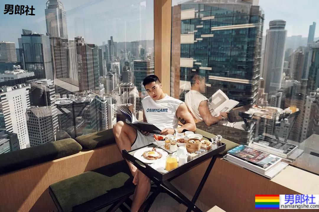 专访樊野：出柜、结婚、离婚、生小孩 - 51虹马