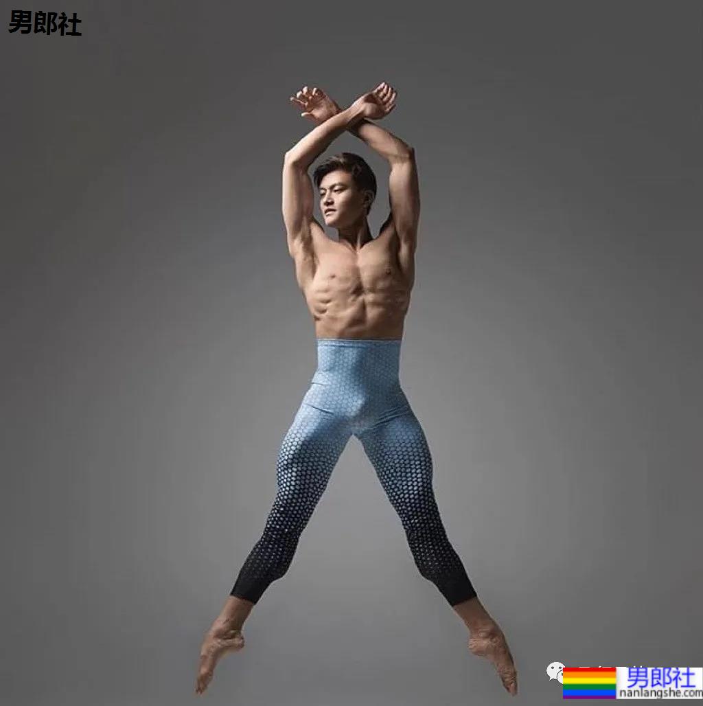 芒果台芭蕾王子陈镇威火了,完美身材引评委连连称赞 - 51虹马 芒果台芭蕾王子陈镇威火了,完美身材引评委连连称赞 - 51虹马