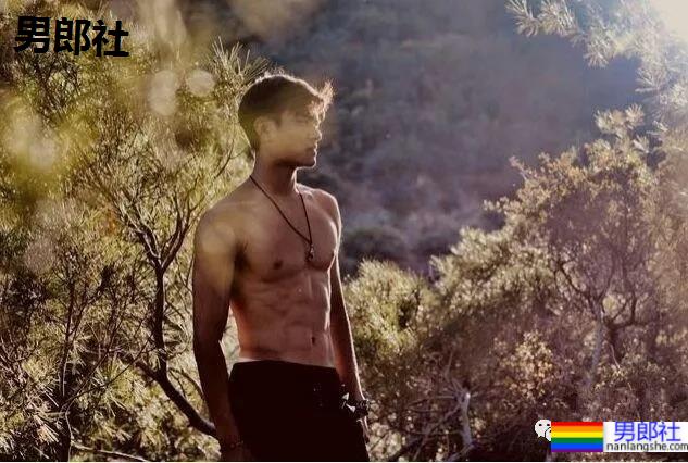 芒果台芭蕾王子陈镇威火了,完美身材引评委连连称赞 - 51虹马 芒果台芭蕾王子陈镇威火了,完美身材引评委连连称赞 - 51虹马