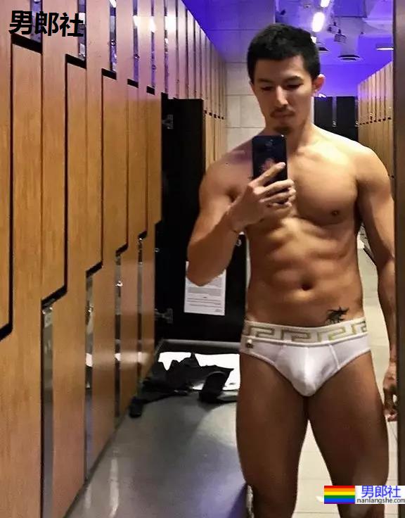 青涩男模大脱变自曝最刺激的经历,曾在酒店过道xxx? - 51虹马 青涩男模大脱变自曝最刺激的经历,曾在酒店过道xxx? - 51虹马