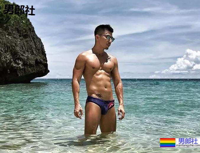 青涩男模大脱变自曝最刺激的经历,曾在酒店过道xxx? - 51虹马 青涩男模大脱变自曝最刺激的经历,曾在酒店过道xxx? - 51虹马