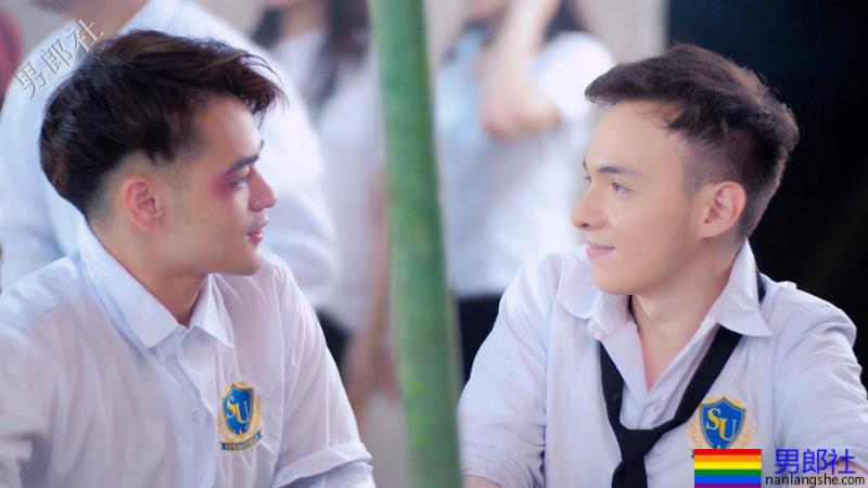 新生入学校队学长求带练 Darwin Yu无辜小狗眼初探BL惹人怜 - 51虹马