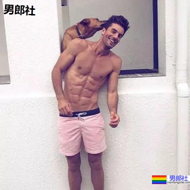 肌肉男生都有的小癖好!?要被这些荷尔蒙爆棚的男人萌化了! - 51虹马 肌肉男生都有的小癖好!?要被这些荷尔蒙爆棚的男人萌化了! - 51虹马