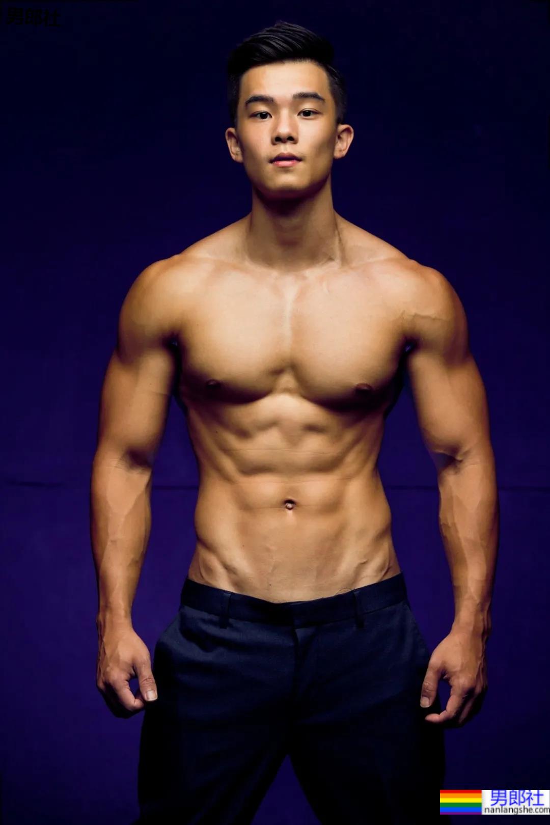 新晋健身教练最新高清大片一览，这鲨鱼肌腰线真的绝了！ - 51虹马