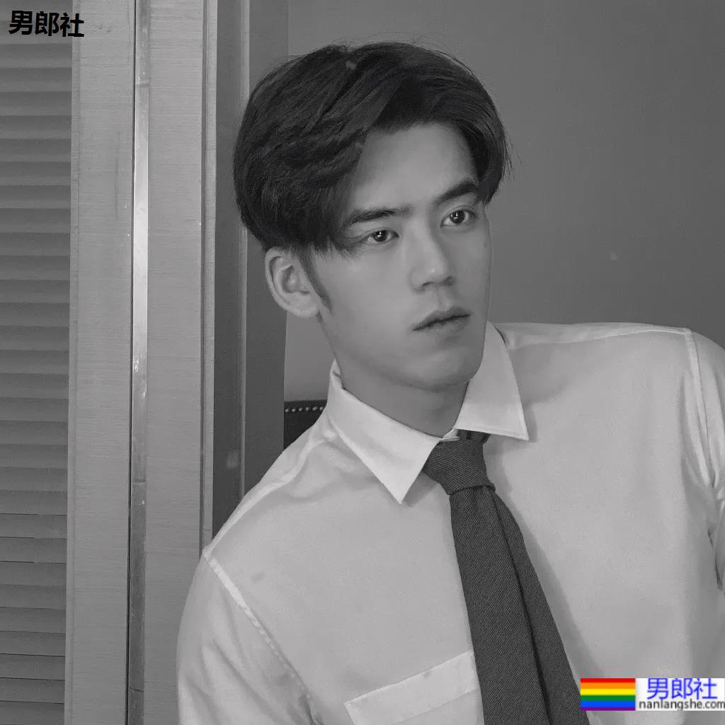 超帅大鼻子薄肌小狼狗 - 51虹马