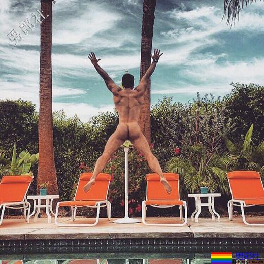 好久不见的「救世美臀」，你也成为他的信徒了吗？ - 51虹马