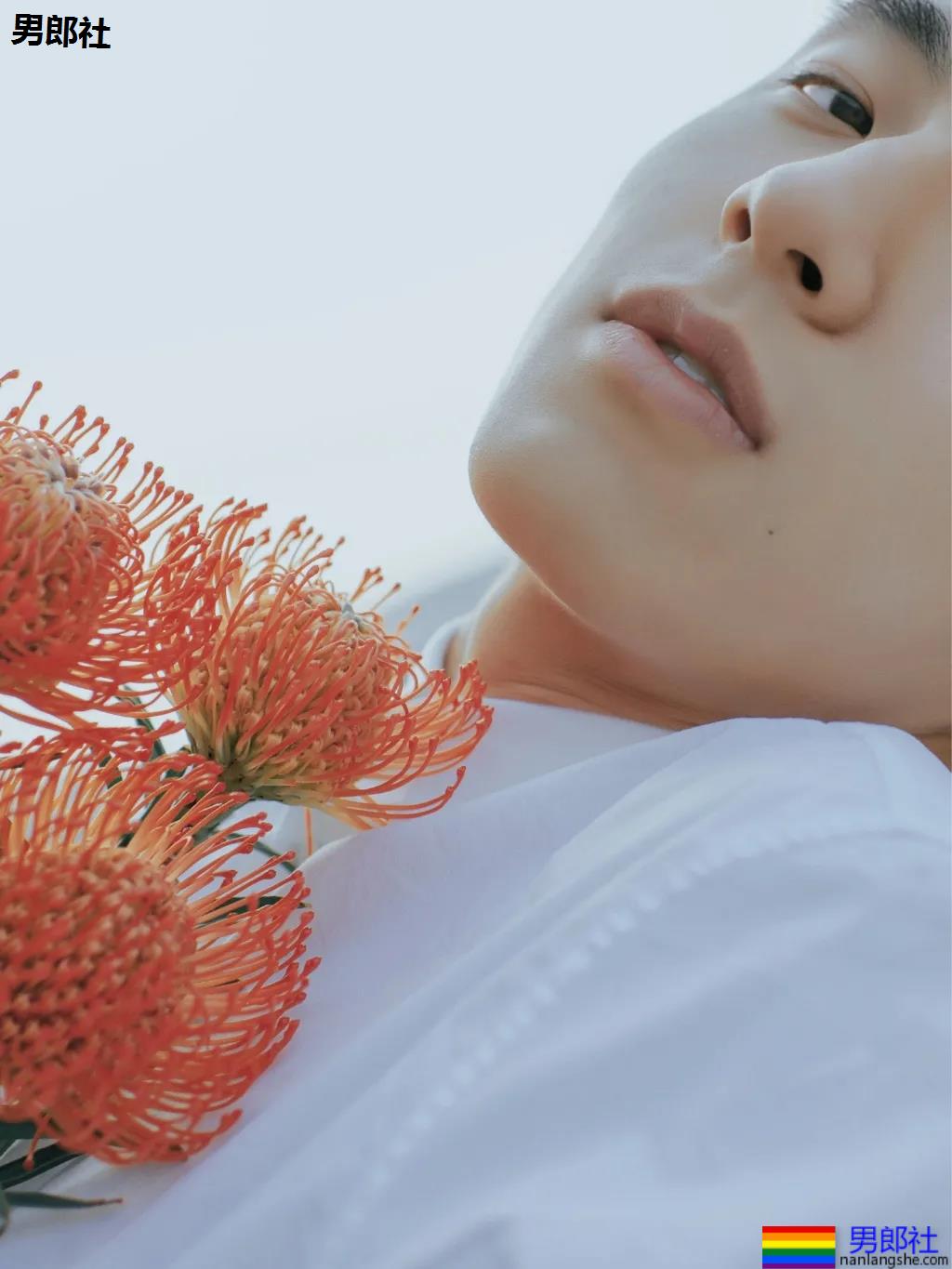 清爽干净的心动少年，这寸头和侧颜也太好看了吧！ - 51虹马