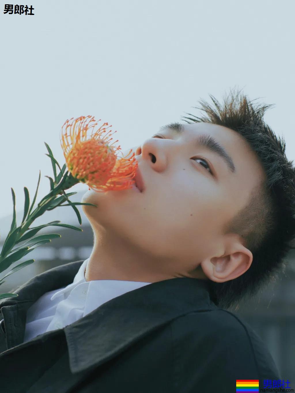 清爽干净的心动少年，这寸头和侧颜也太好看了吧！ - 51虹马