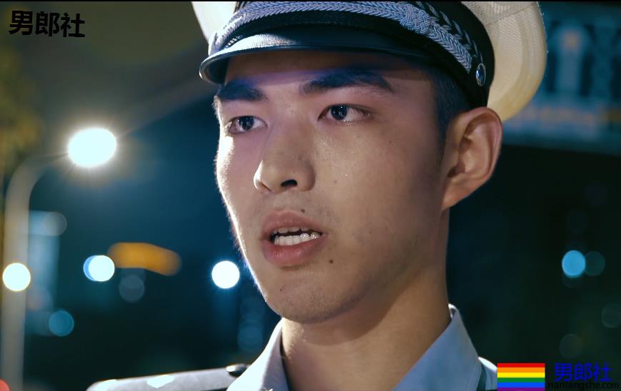 千万人点赞的“警队吴亦凡”有多帅?警校毕业生姚凌浩火了 - 51虹马 千万人点赞的“警队吴亦凡”有多帅?警校毕业生姚凌浩火了 - 51虹马