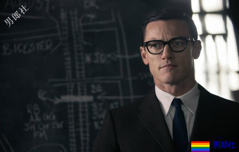 从正面全裸演到逼真床戏！10位抖内观众高潮欢愉的出柜欧美男演员 - 51虹马