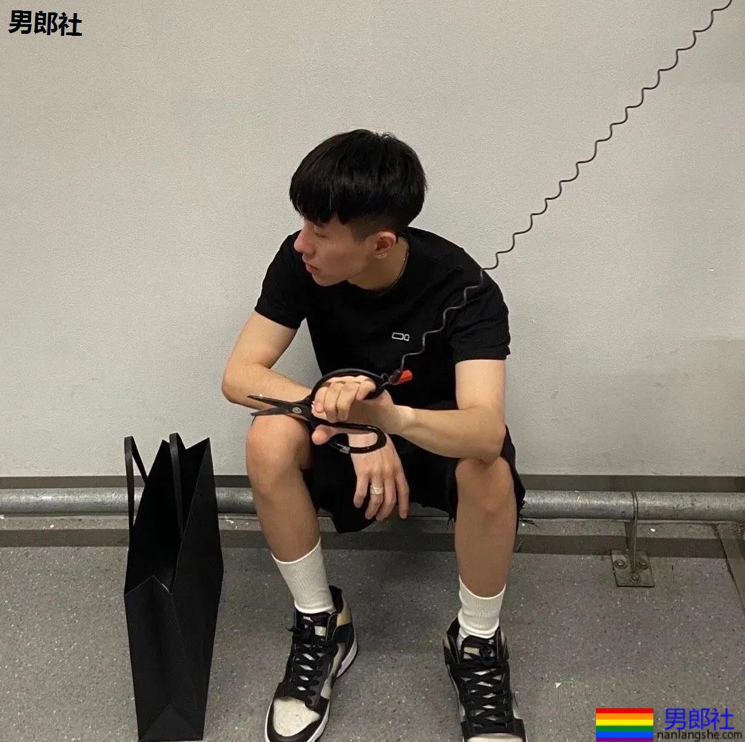 有1说1，这六个肌肉小狼狗同时追你，你会选择谁？ - 51虹马