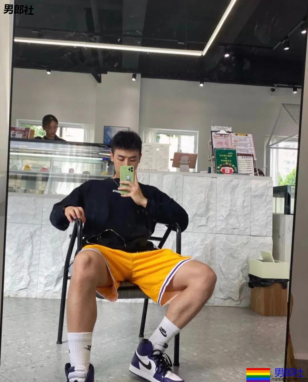 有1说1，这六个肌肉小狼狗同时追你，你会选择谁？ - 51虹马