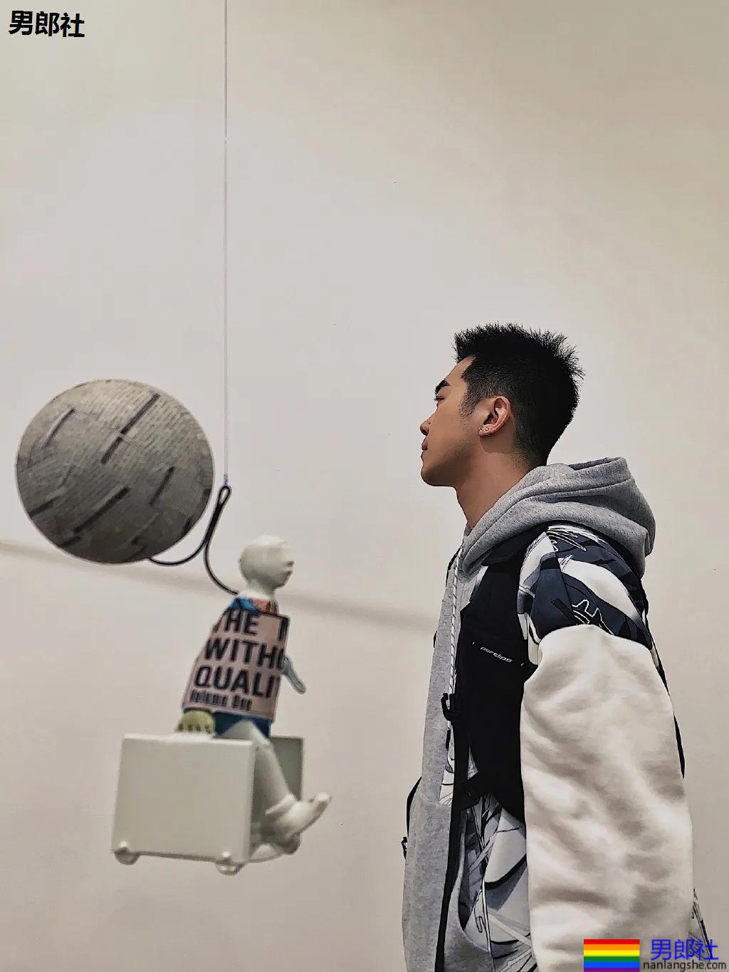 男朋友长成这样，我相信你睡觉都能笑醒！ - 51虹马