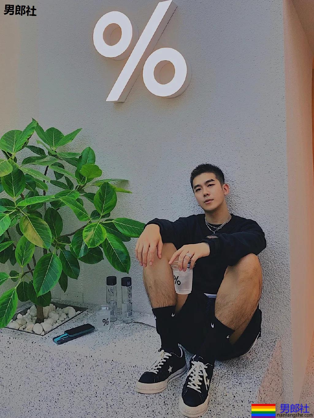 男朋友长成这样，我相信你睡觉都能笑醒！ - 51虹马