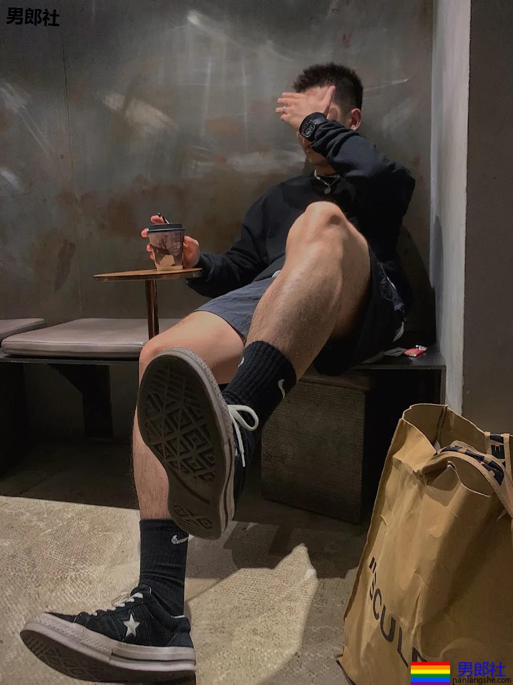 男朋友长成这样，我相信你睡觉都能笑醒！ - 51虹马