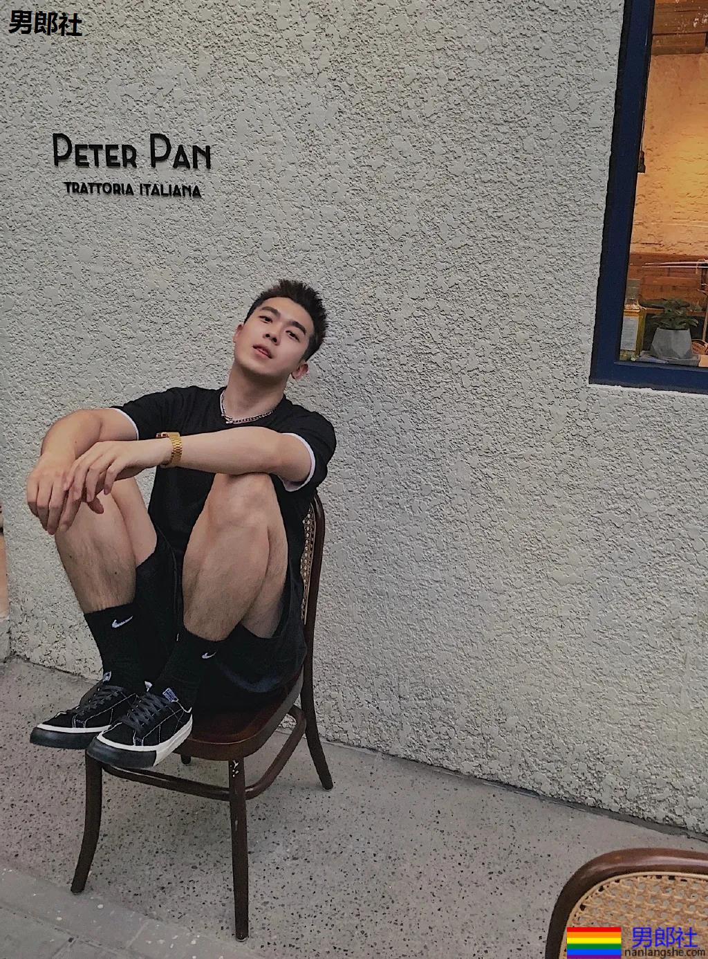 男朋友长成这样，我相信你睡觉都能笑醒！ - 51虹马