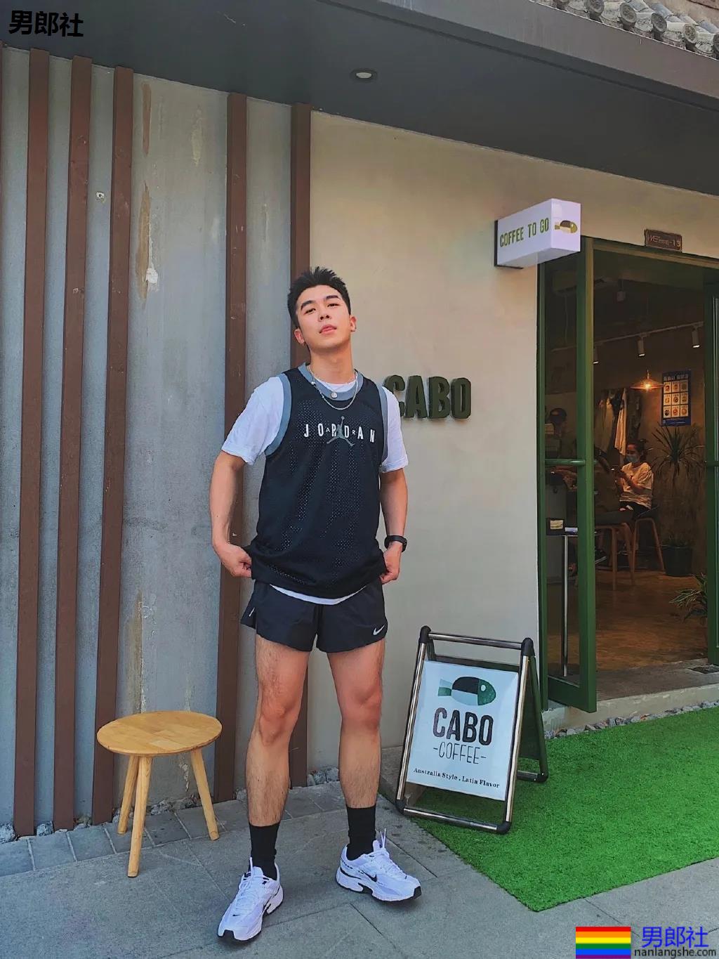 男朋友长成这样，我相信你睡觉都能笑醒！ - 51虹马