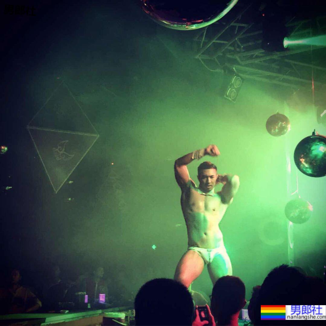 专访gogoboy：色情和低俗，肉体和欲望 - 51虹马