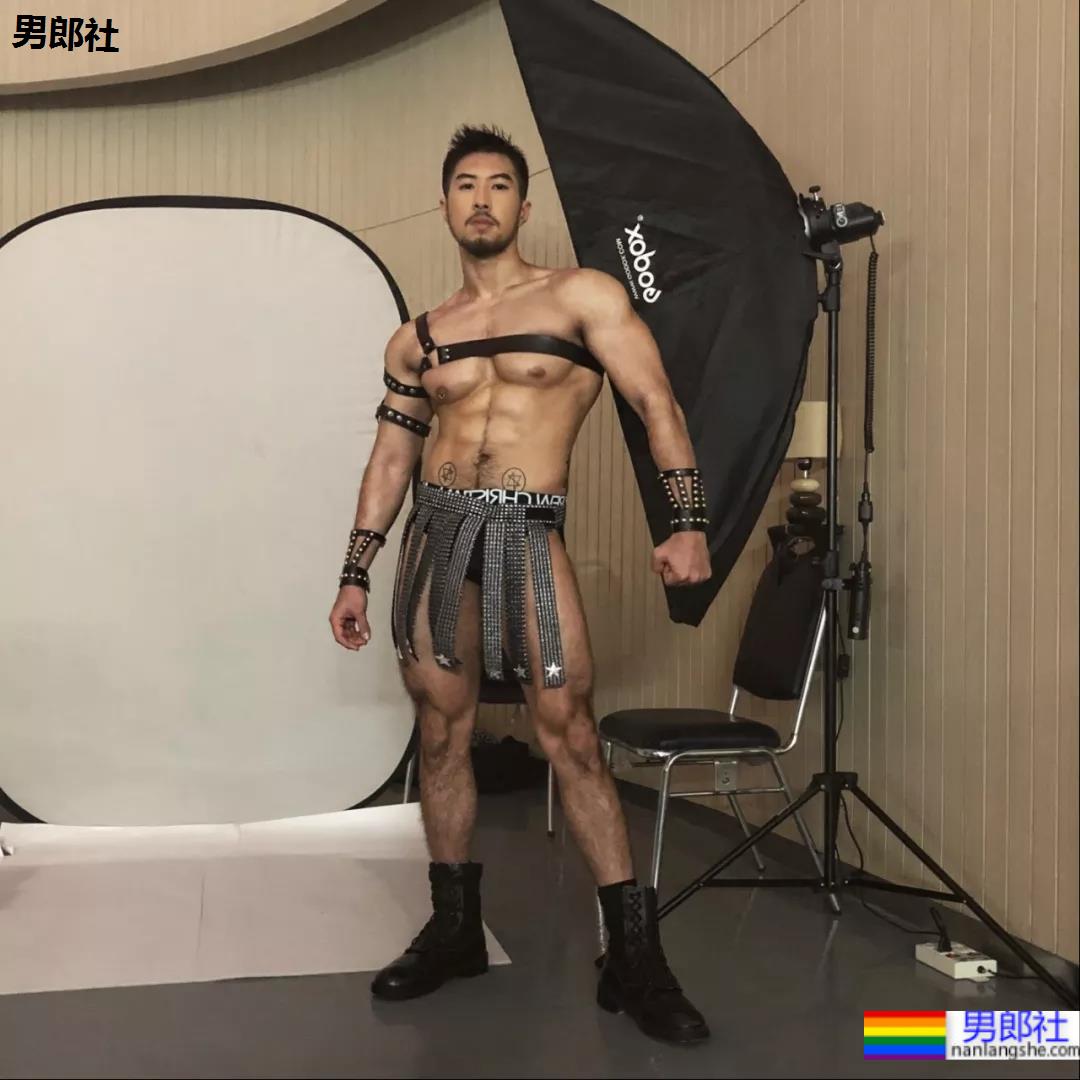 专访gogoboy：色情和低俗，肉体和欲望 - 51虹马