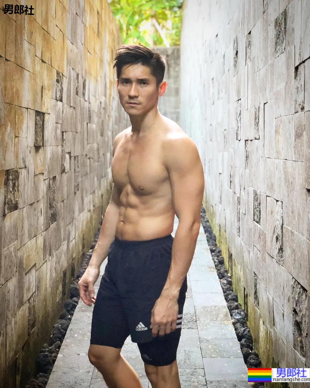 我为一个天菜gay，抑郁了5个月。-51虹马