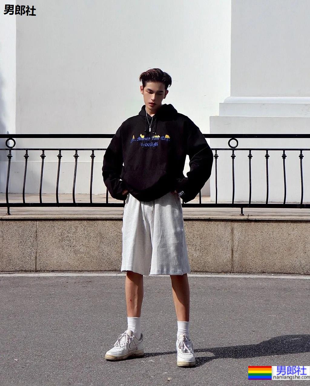 刷屏票圈的网红照小狼狗,你最馋谁? - 51虹马 刷屏票圈的网红照小狼狗,你最馋谁? - 51虹马