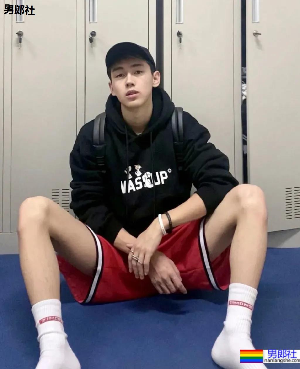 刷屏票圈的网红照小狼狗,你最馋谁? - 51虹马 刷屏票圈的网红照小狼狗,你最馋谁? - 51虹马