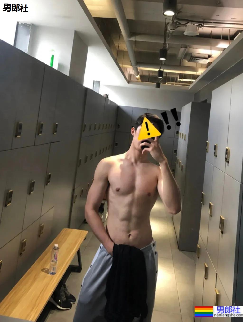 刷屏票圈的网红照小狼狗,你最馋谁? - 51虹马 刷屏票圈的网红照小狼狗,你最馋谁? - 51虹马