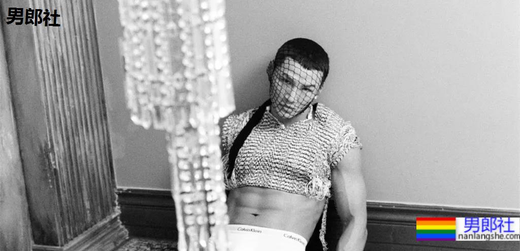 8位网红肌肉博主秀腹肌！腱子肉演员私教模特，你抵抗得了吗？ - 51虹马