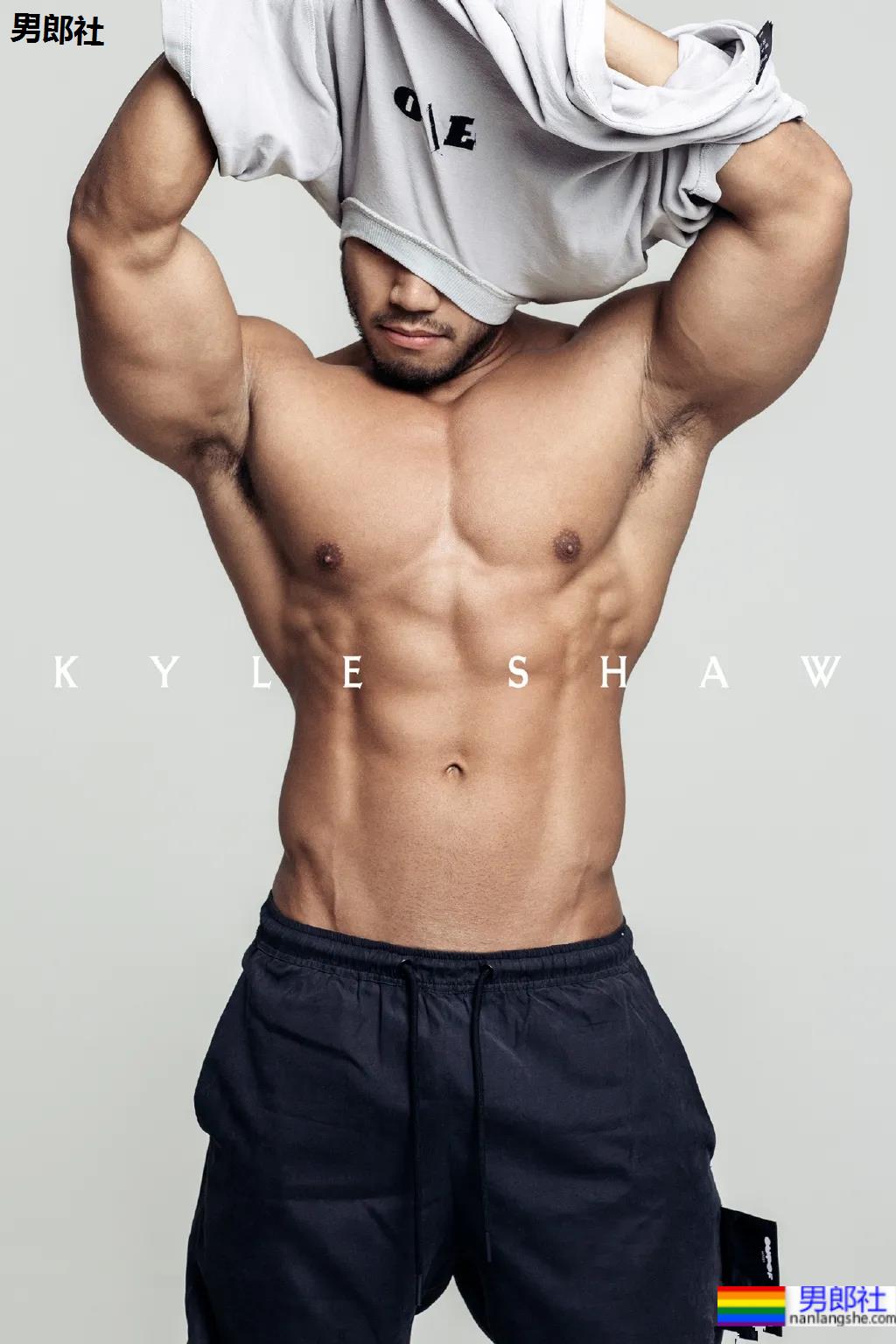 8位网红肌肉博主秀腹肌！腱子肉演员私教模特，你抵抗得了吗？ - 51虹马