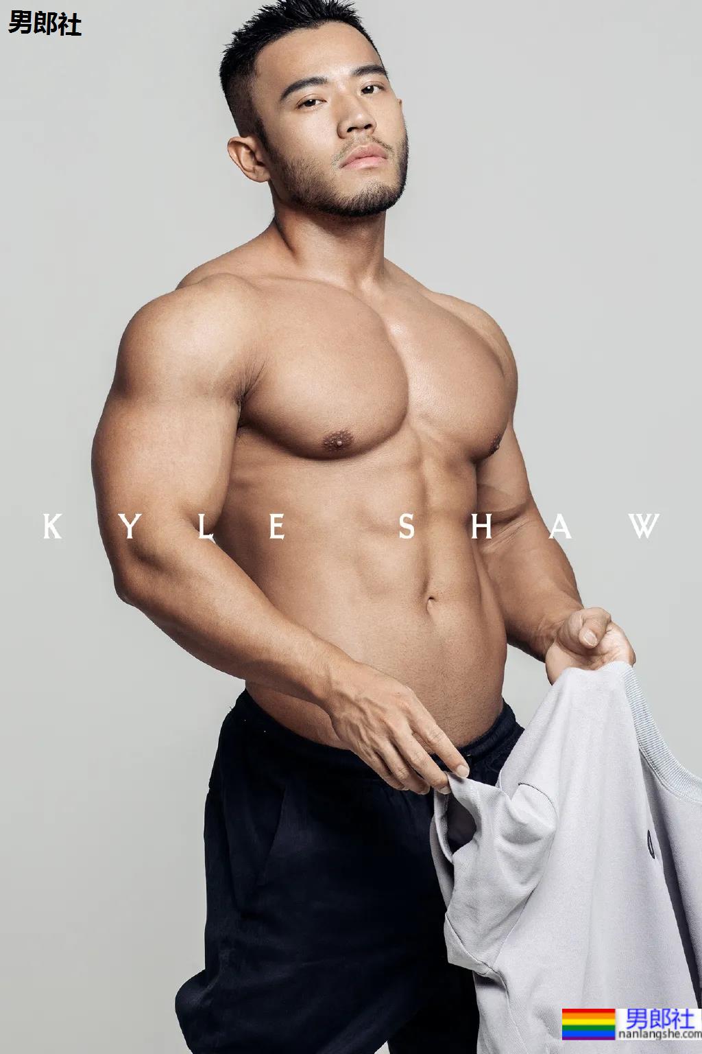 8位网红肌肉博主秀腹肌！腱子肉演员私教模特，你抵抗得了吗？ - 51虹马