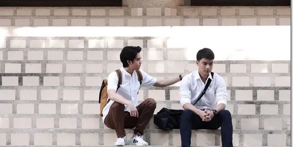 满足不了“猛0”男友的身体欲望，他用钱来补偿？-51虹马