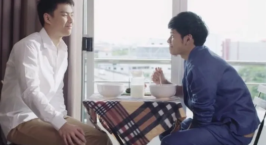 满足不了“猛0”男友的身体欲望,他用钱来补偿? - 51虹马 满足不了“猛0”男友的身体欲望,他用钱来补偿? - 51虹马