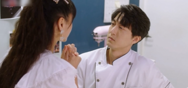 高冷熟男攻x小奶狗明星受，最新台剧已出！ - 51虹马